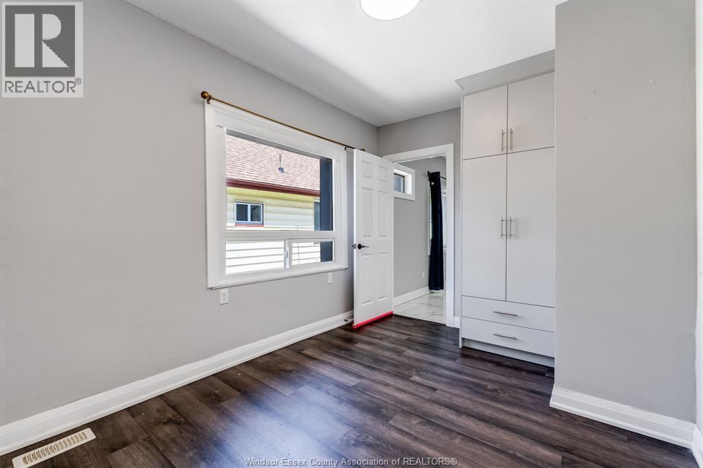 1343 Lillian, Windsor, ON - Indoor Photo Showing Other Room