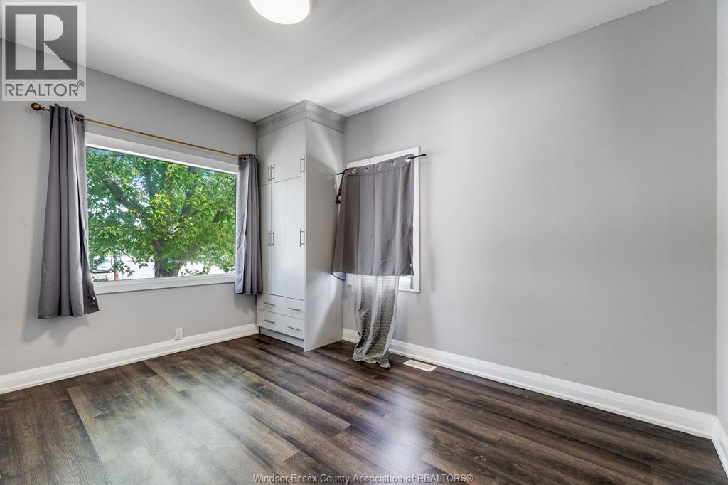 1343 Lillian, Windsor, ON - Indoor Photo Showing Other Room