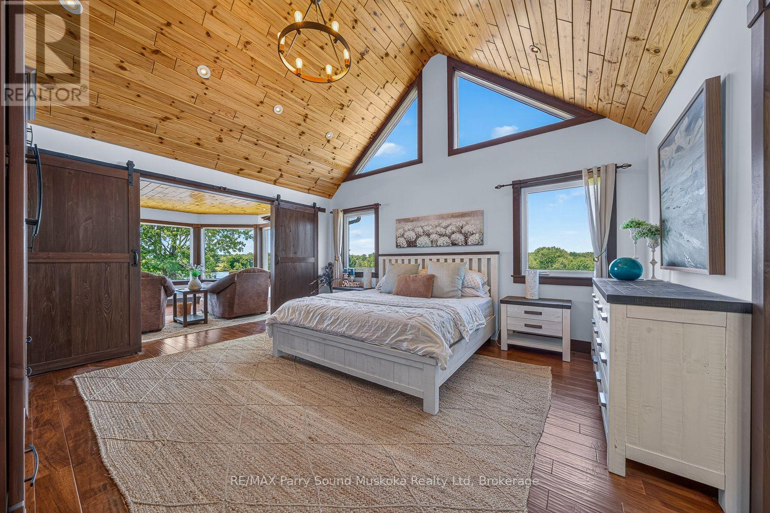 64 Mccords Road, Mckellar, ON - Indoor Photo Showing Bedroom