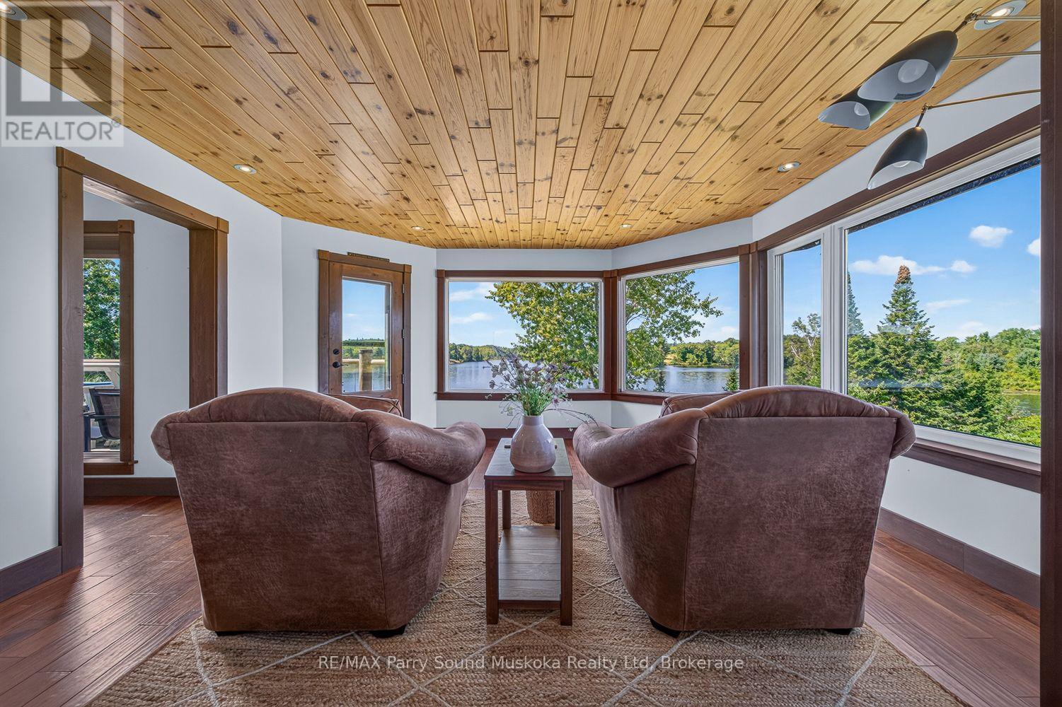 64 Mccords Road, Mckellar, ON - Indoor