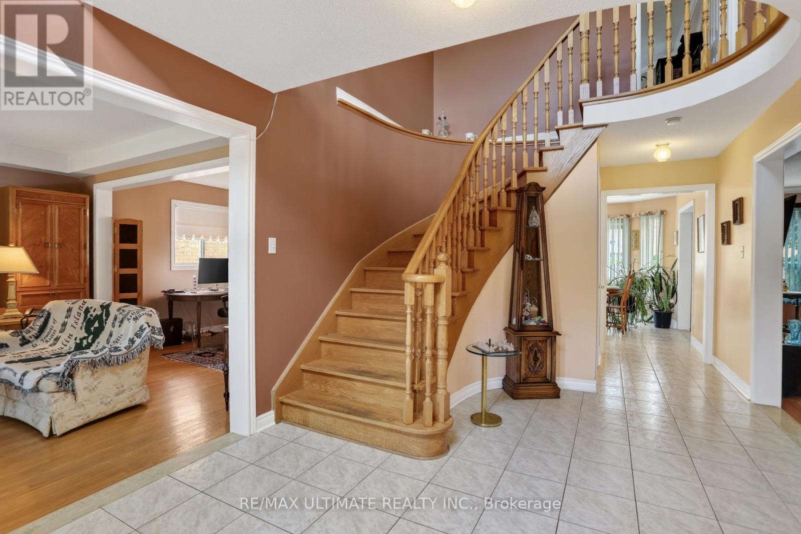 60 Devonridge Crescent, Toronto, ON - Indoor Photo Showing Other Room