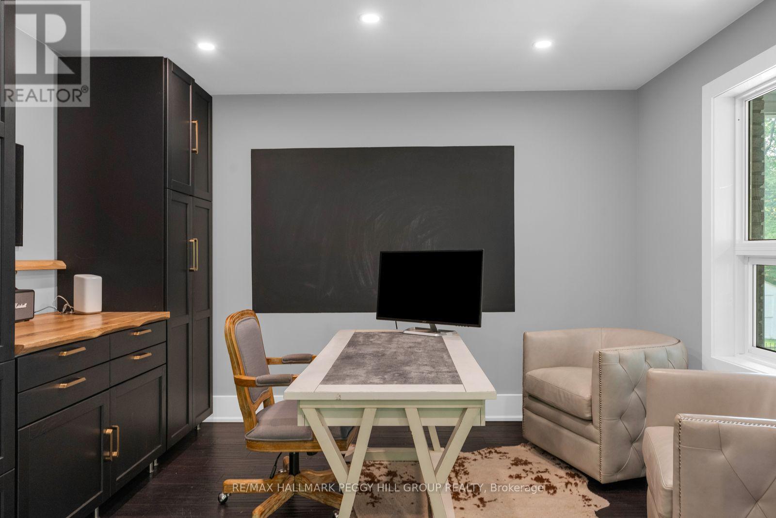 1814 Quantz Crescent, Innisfil, ON - Indoor