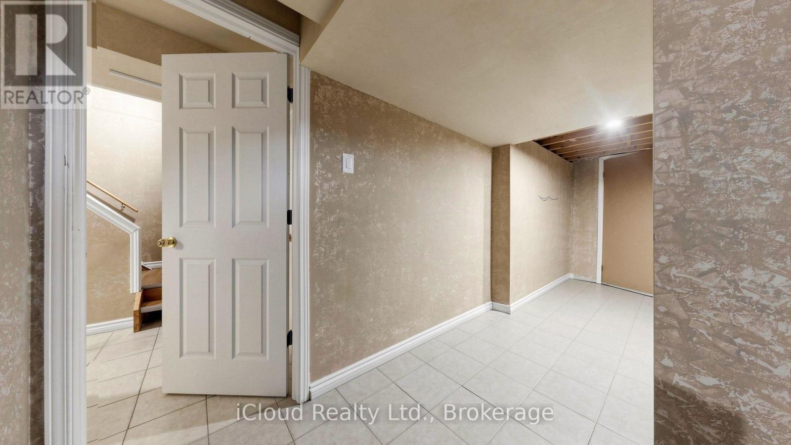 5661 Volpe Avenue, Mississauga, ON - Photo Showing Other Room