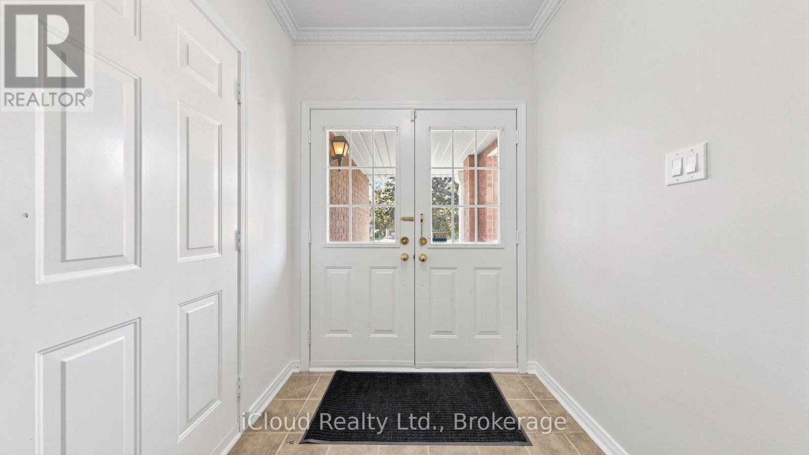 5661 Volpe Avenue, Mississauga, ON - Indoor Photo Showing Other Room