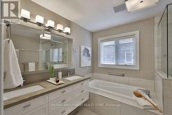 Primary Bedroom Ensuit - 