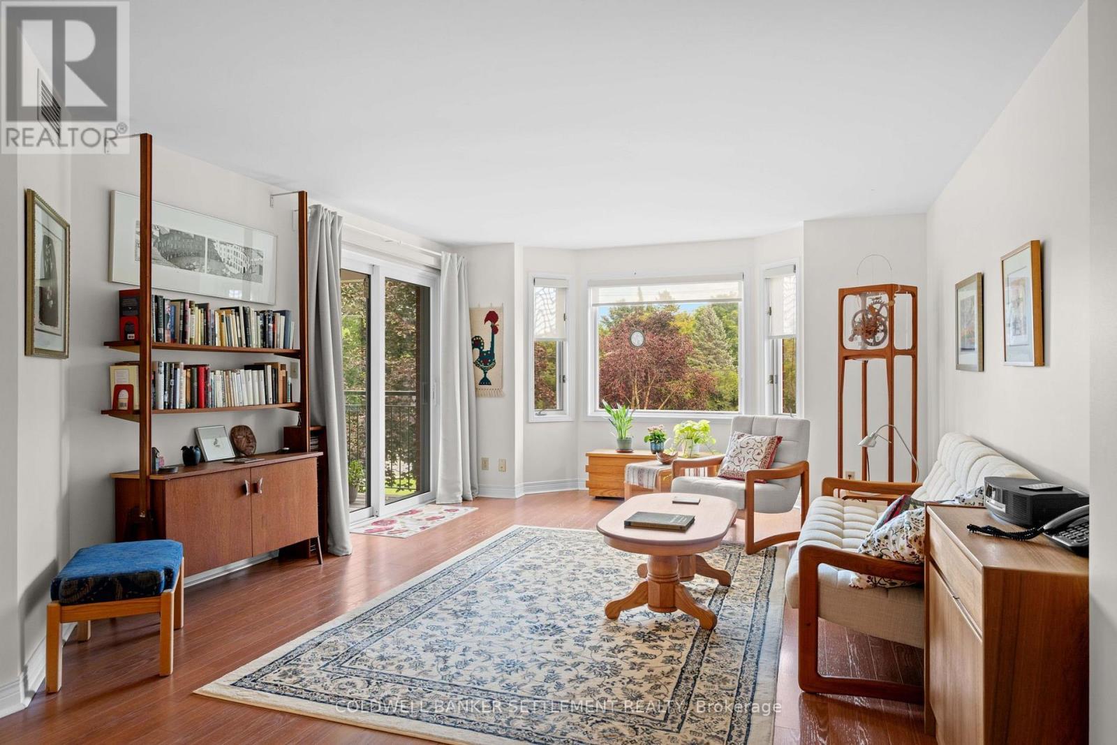207 - 23 Rogers Road, Perth, ON - Indoor
