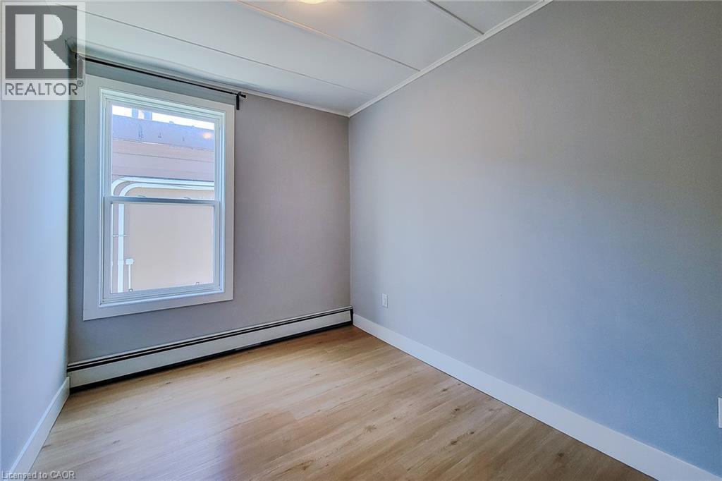 304 Barton Street E Unit# A, Hamilton, ON - Indoor Photo Showing Other Room