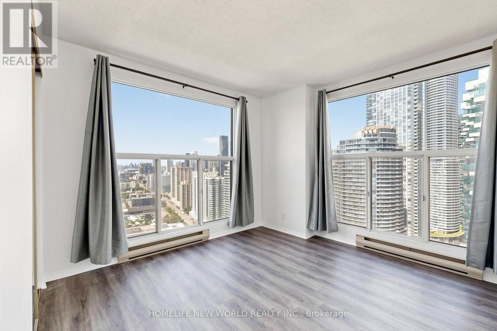 3512 - 99 Harbour Square, Toronto, ON - Indoor Photo Showing Other Room