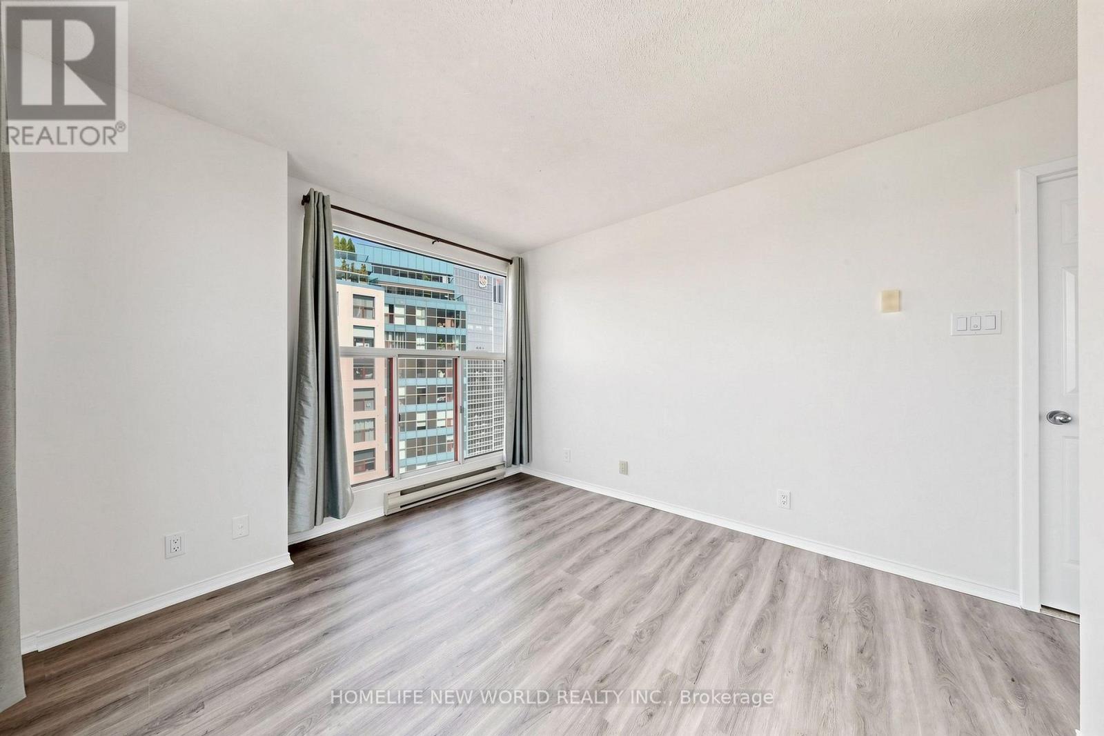 3512 - 99 Harbour Square, Toronto, ON - Indoor Photo Showing Other Room
