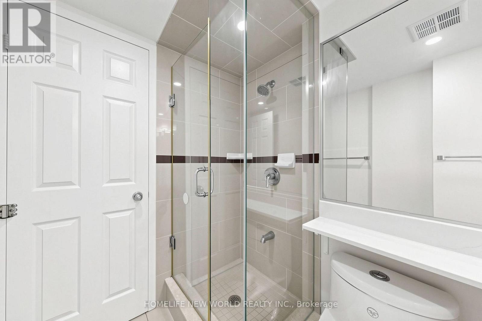 3512 - 99 Harbour Square, Toronto, ON - Indoor Photo Showing Bathroom