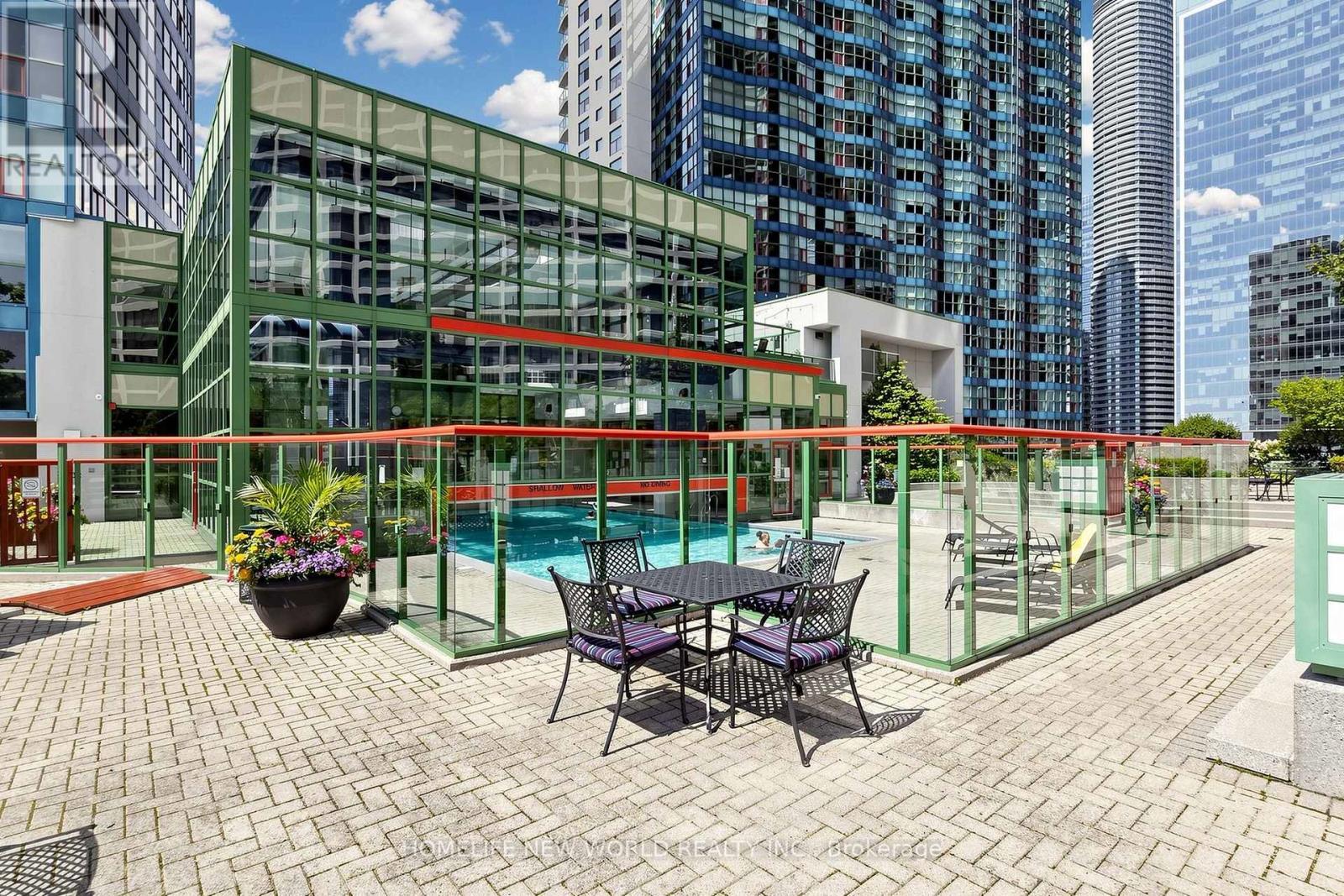 3512 - 99 Harbour Square, Toronto, ON - Outdoor