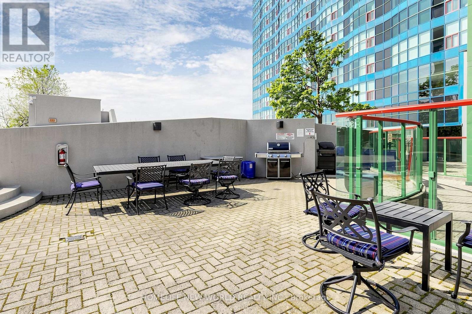 3512 - 99 Harbour Square, Toronto, ON - Outdoor