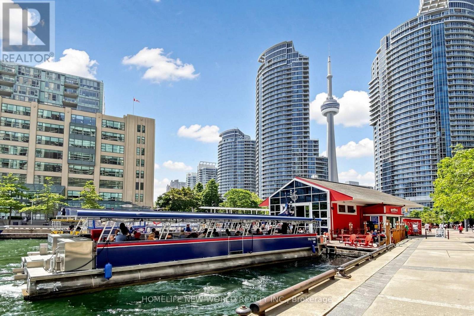 3512 - 99 Harbour Square, Toronto, ON - Outdoor With Facade