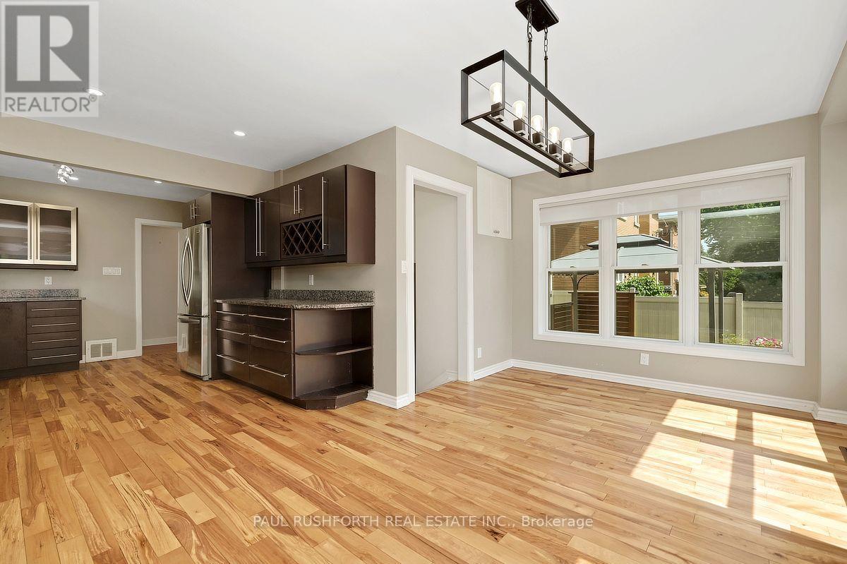 Kitchen Eating Area - 1072 Richard Avenue, Ottawa, ON - Indoor