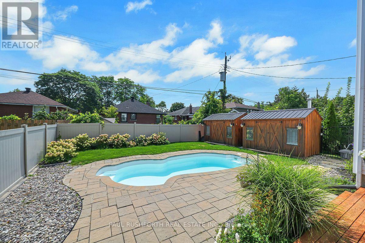 Backyard - 1072 Richard Avenue, Ottawa, ON - Outdoor With In Ground Pool With Backyard
