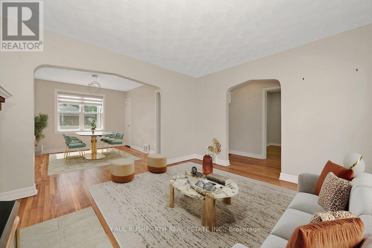 Virtually Staged-Living Room - 1072 Richard Avenue, Ottawa, ON - Indoor Photo Showing Living Room