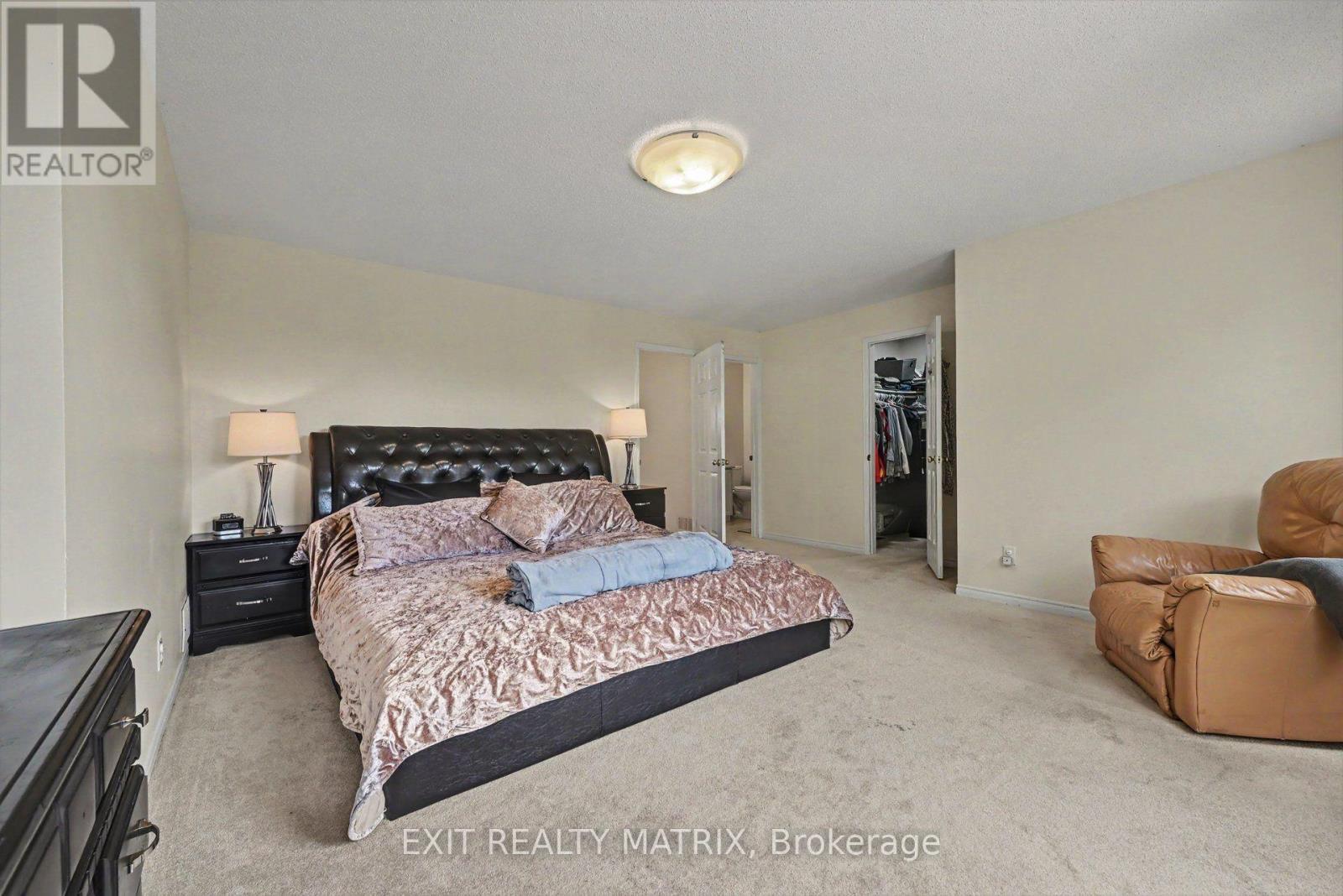 627 Chenier Way, Ottawa, ON - Indoor Photo Showing Bedroom