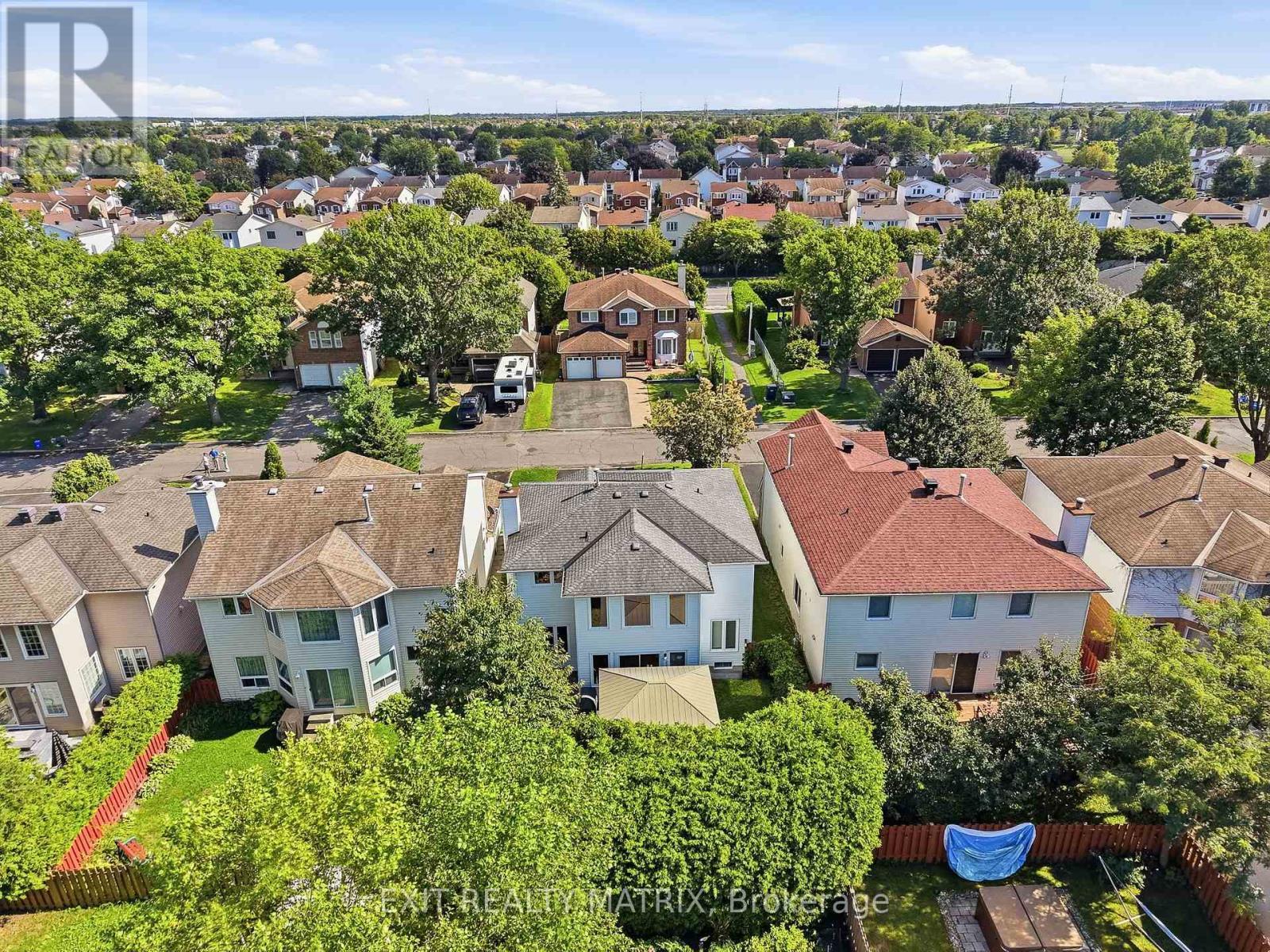 627 Chenier Way, Ottawa, ON - Outdoor