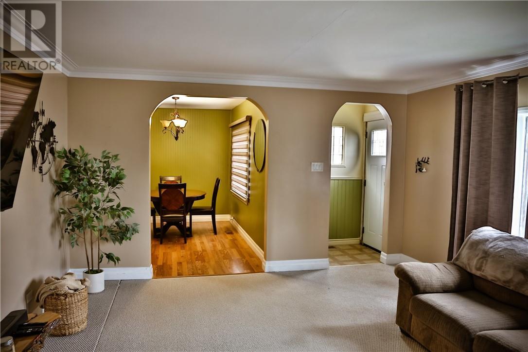 40 Vaughan, Capreol, ON - Indoor