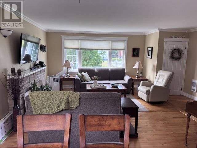 29 Hawker Crescent, Gander, NL - Indoor Photo Showing Living Room