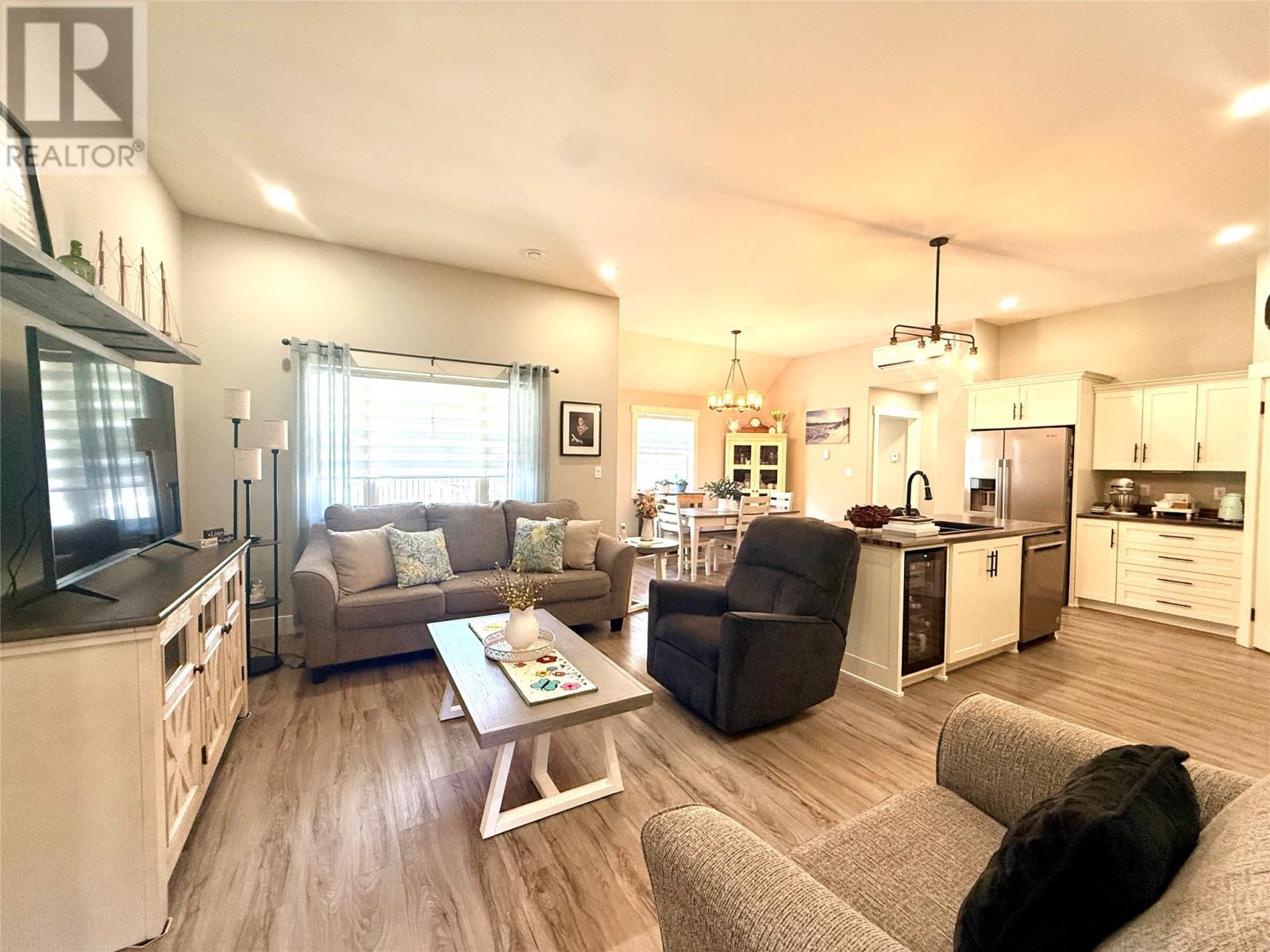 18 Evergreen Crescent, Springdale, NL - Indoor Photo Showing Living Room