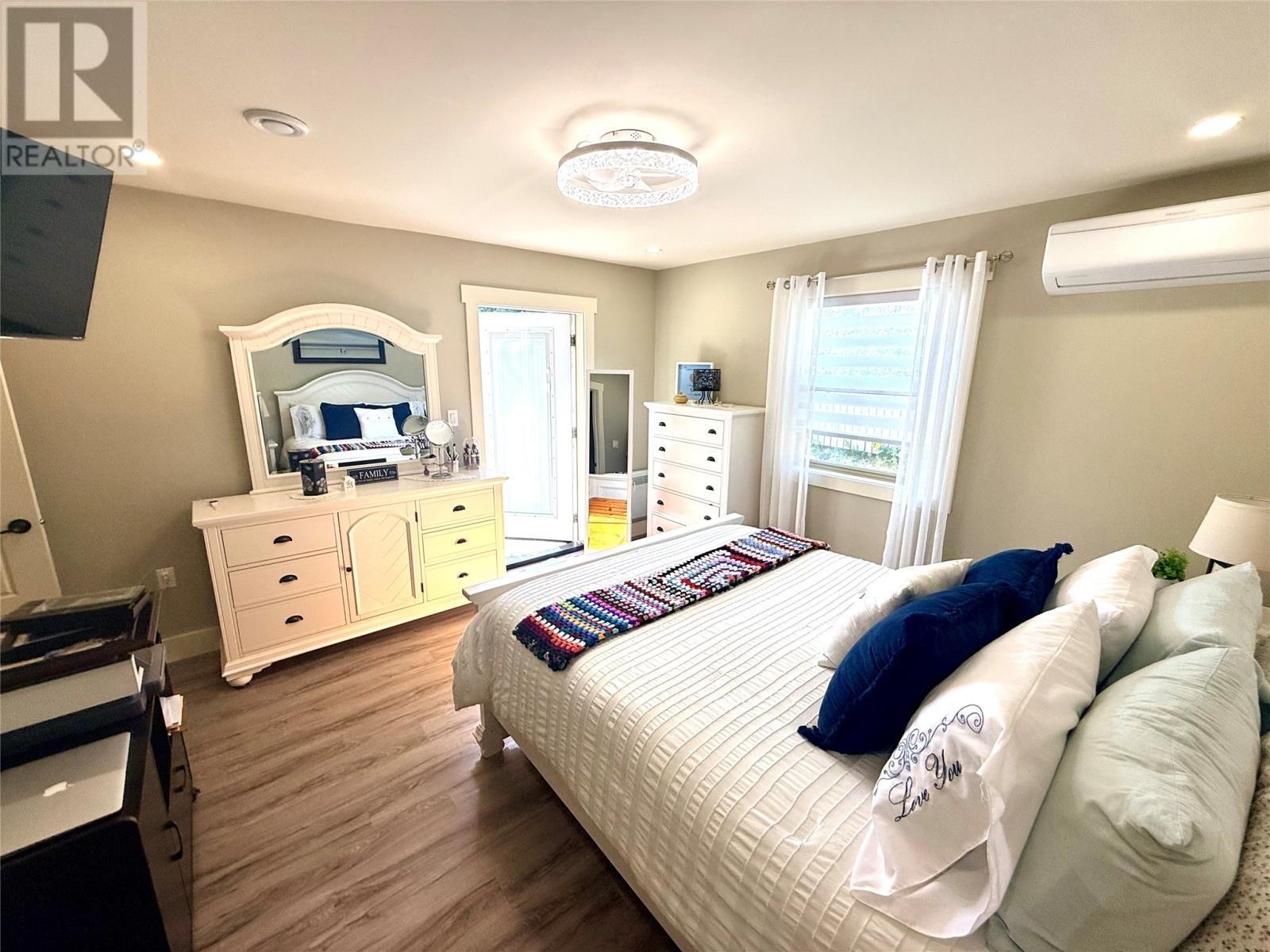 18 Evergreen Crescent, Springdale, NL - Indoor Photo Showing Bedroom