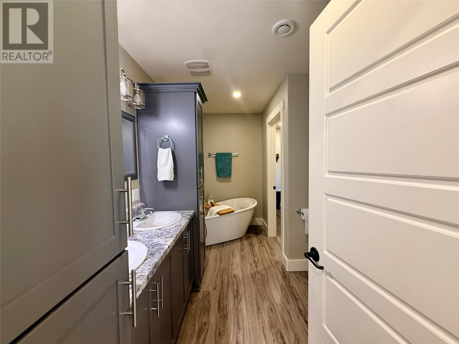 18 Evergreen Crescent, Springdale, NL - Indoor Photo Showing Bathroom