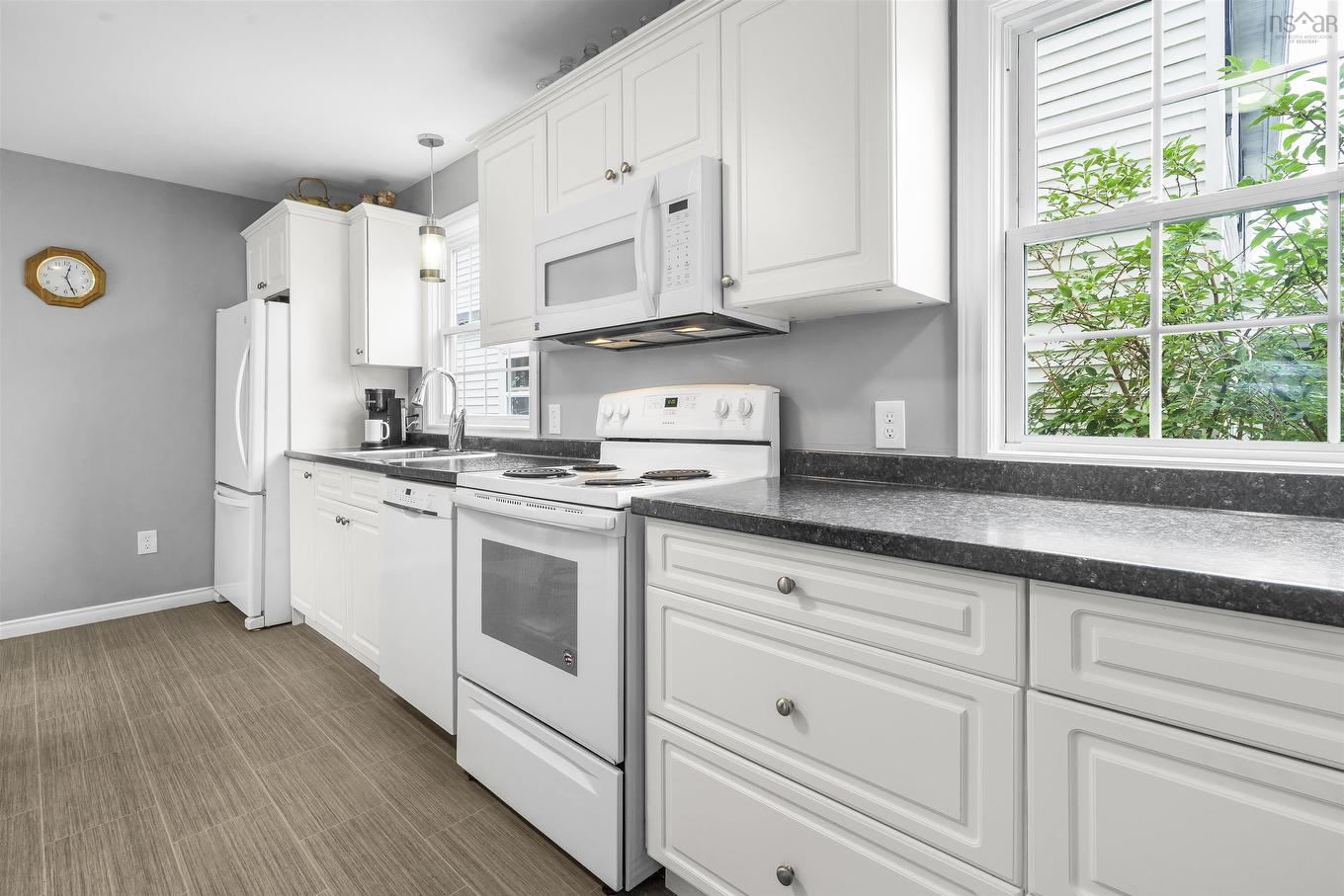 3206 Micmac Street, Halifax, NS - Indoor Photo Showing Kitchen