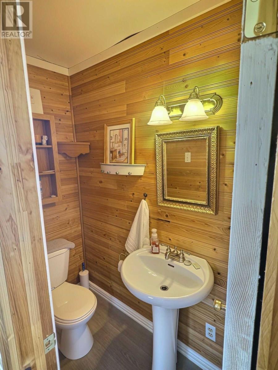26 Old Witless Bay Line, Witless Bay, NL - Indoor Photo Showing Bathroom