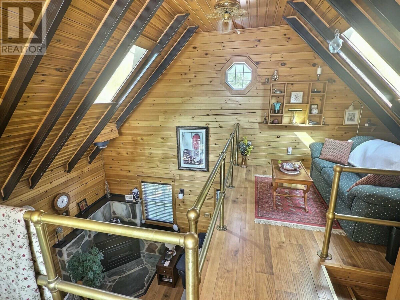 26 Old Witless Bay Line, Witless Bay, NL - Indoor Photo Showing Other Room