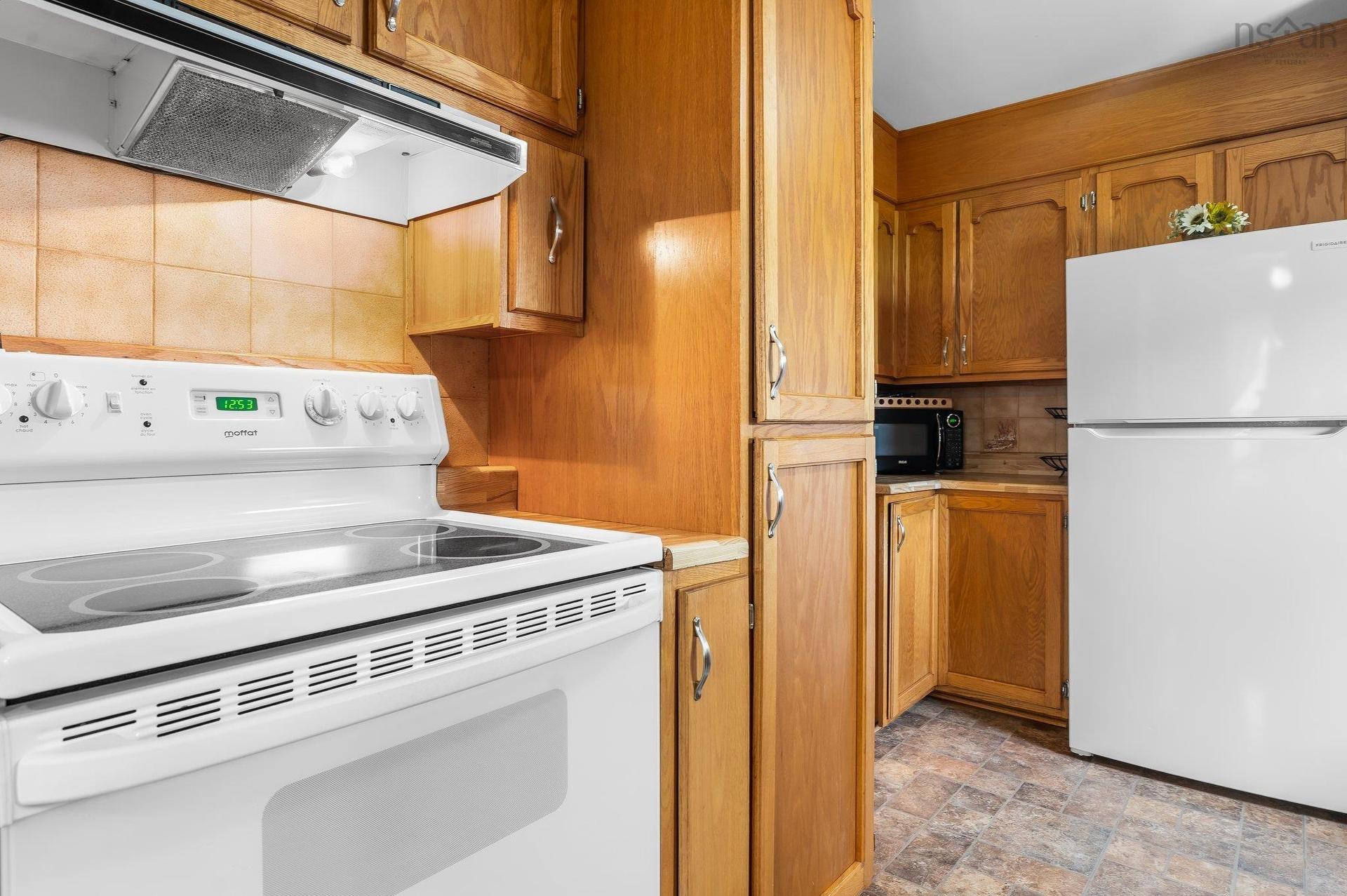 88 Armada Drive, Halifax, NS - Indoor Photo Showing Kitchen