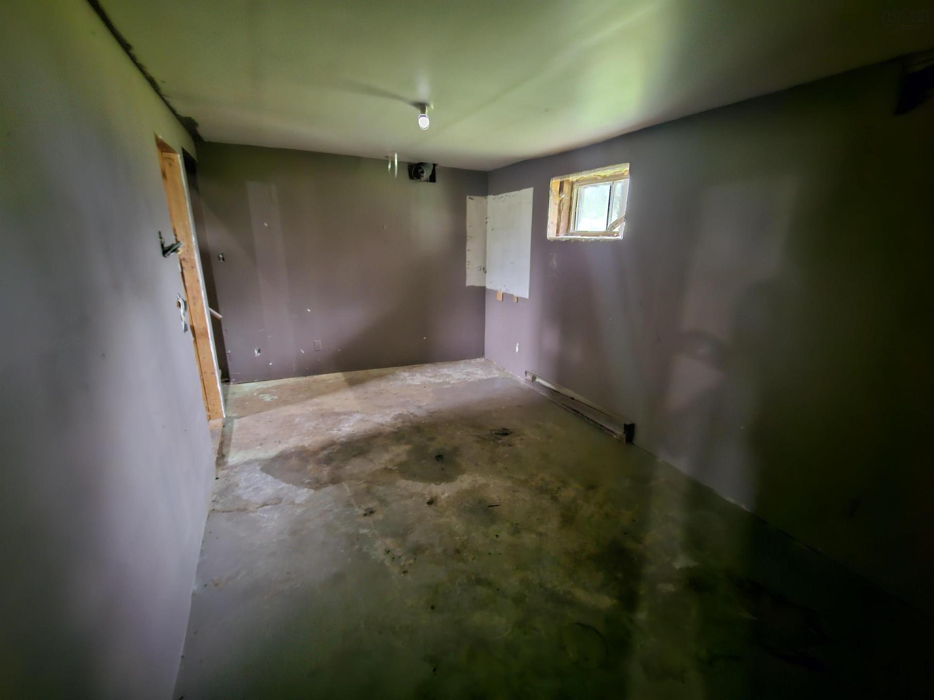 131 Old Halifax Road, Stanley, NS - Indoor