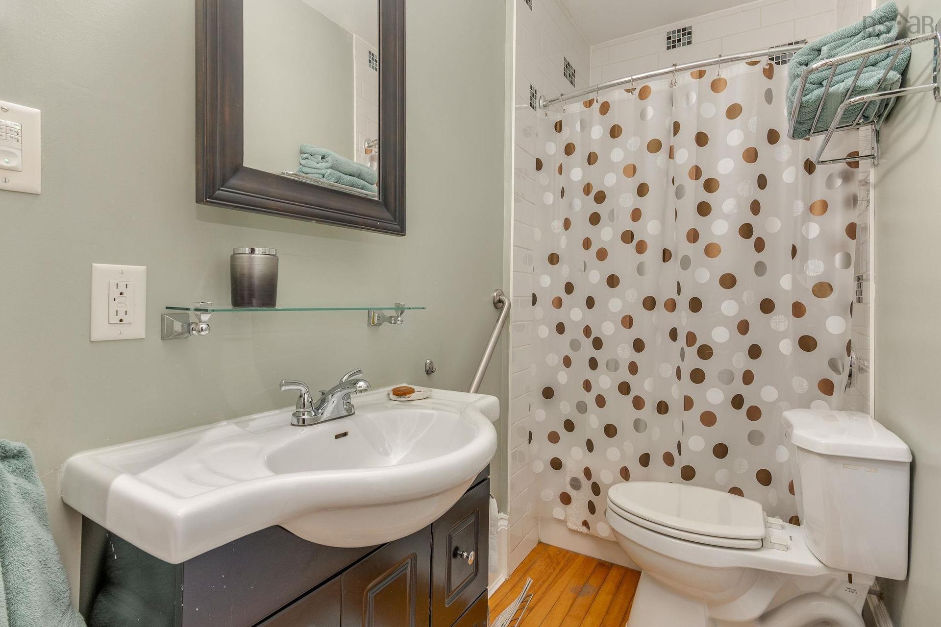 5822 / 5824 Charles Street, Halifax, NS