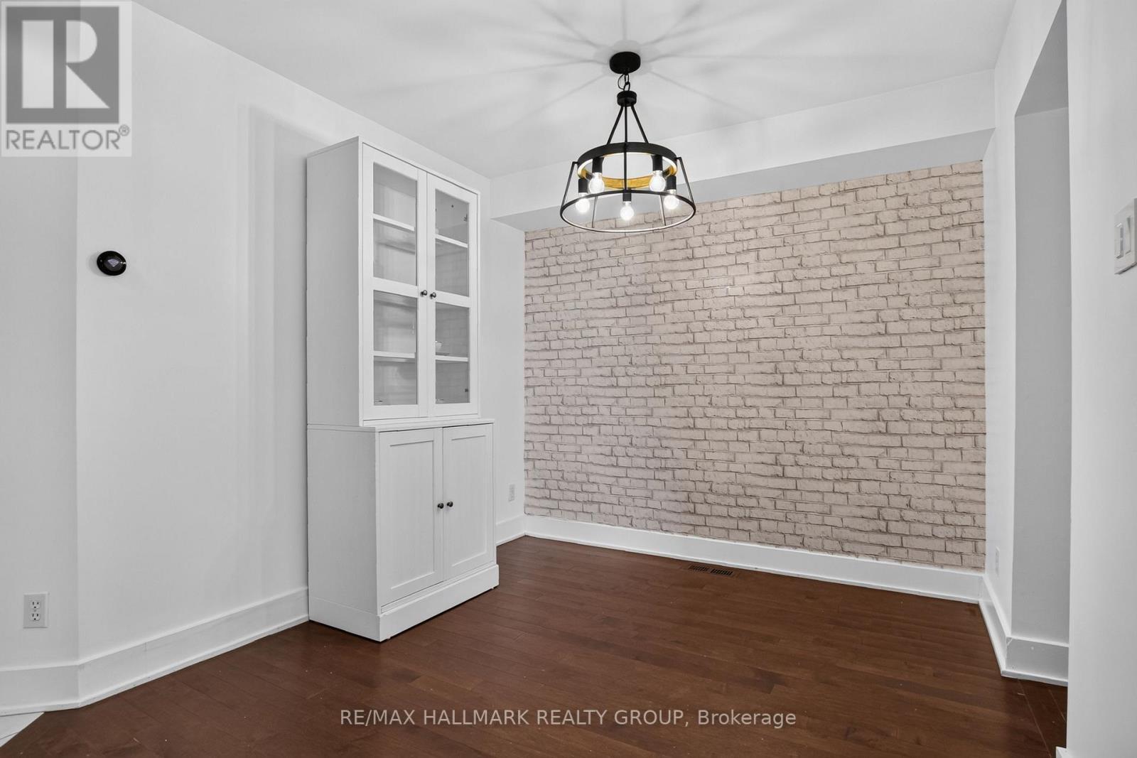 23 Whitegate Crescent, Ottawa, ON - Indoor Photo Showing Other Room