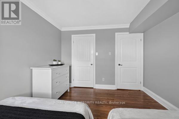404 - 345 Centrum Boulevard, Ottawa, ON - Indoor Photo Showing Bedroom