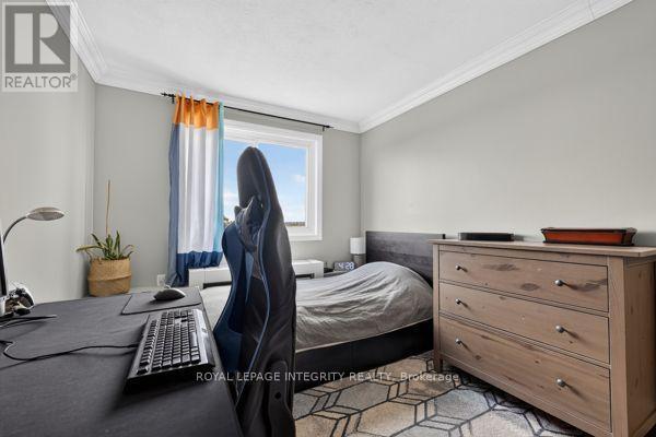 404 - 345 Centrum Boulevard, Ottawa, ON - Indoor
