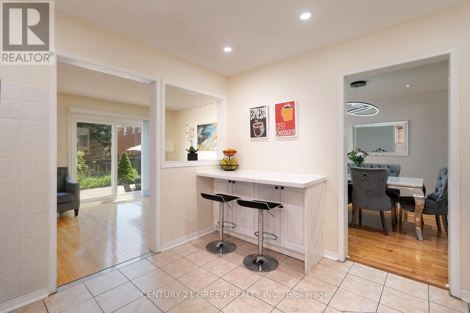 5806 Mersey Street, Mississauga, ON - Indoor Photo Showing Other Room