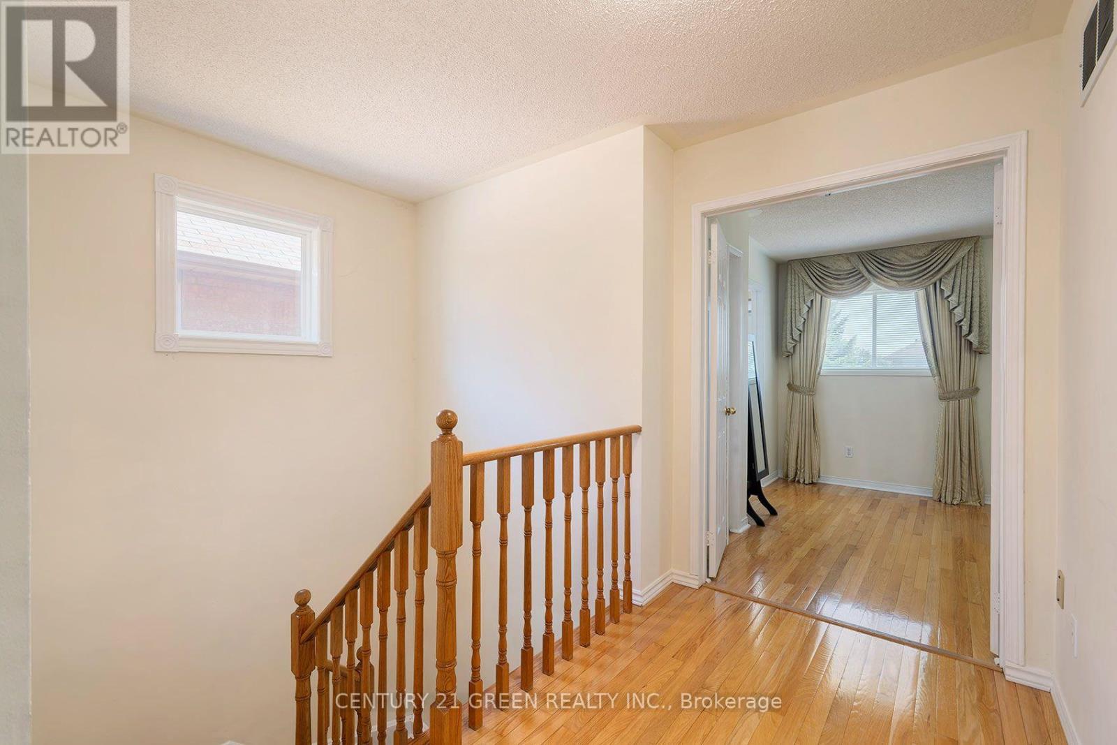5806 Mersey Street, Mississauga, ON - Indoor Photo Showing Other Room