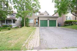 2914 PEACOCK DRIVE Mississauga, ON L5M 5S2