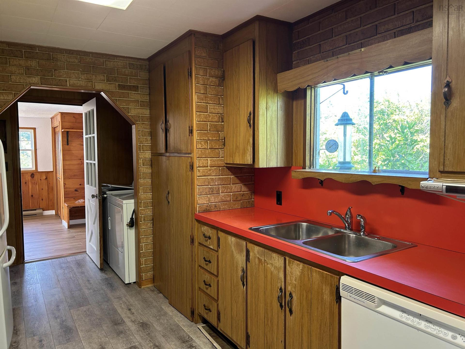 7532 Highwy 3, Upper Woods Harbour, NS - Indoor Photo Showing Kitchen With Double Sink