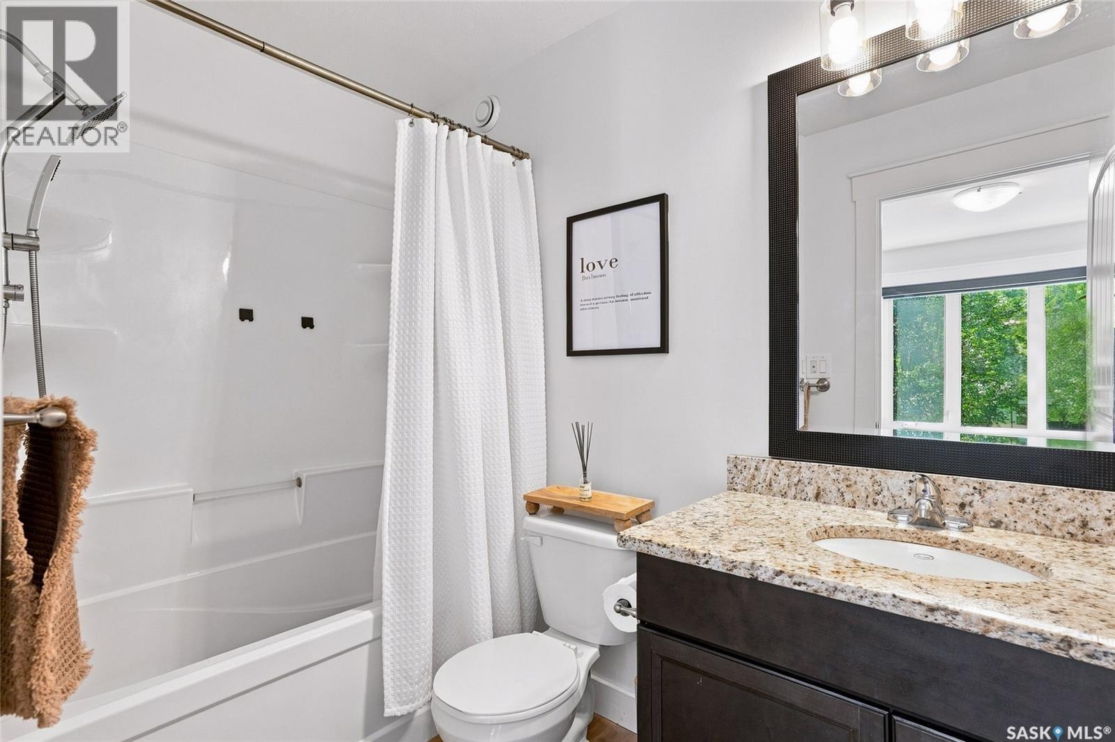 1410 Coy Avenue, Saskatoon, SK - Indoor Photo Showing Bathroom