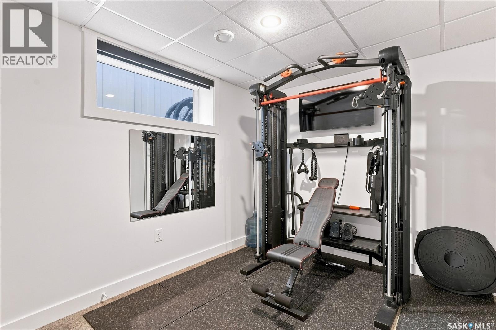 1410 Coy Avenue, Saskatoon, SK - Indoor Photo Showing Gym Room