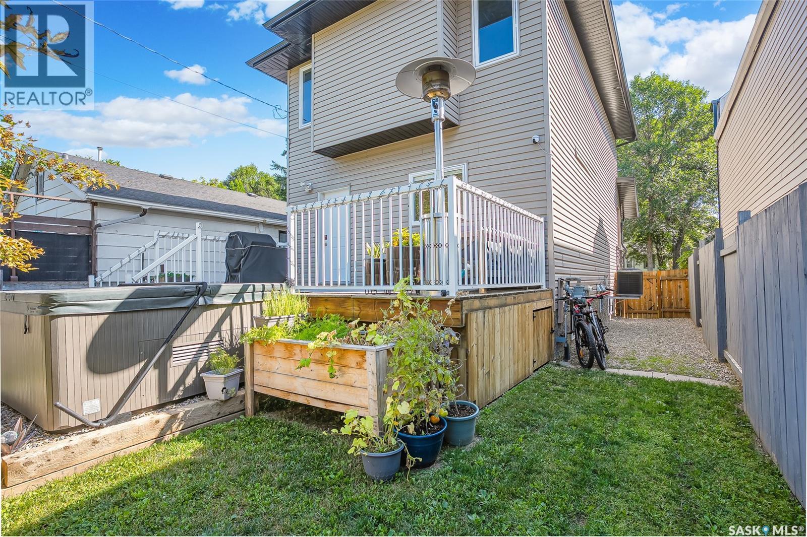 1410 Coy Avenue, Saskatoon, SK - Outdoor With Deck Patio Veranda With Exterior
