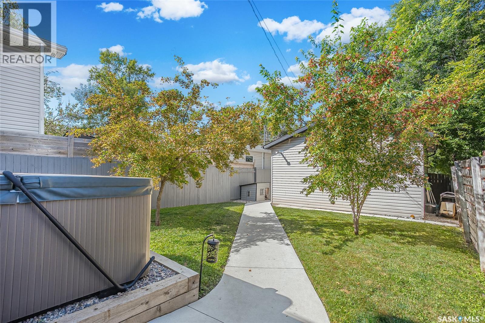1410 Coy Avenue, Saskatoon, SK - Outdoor