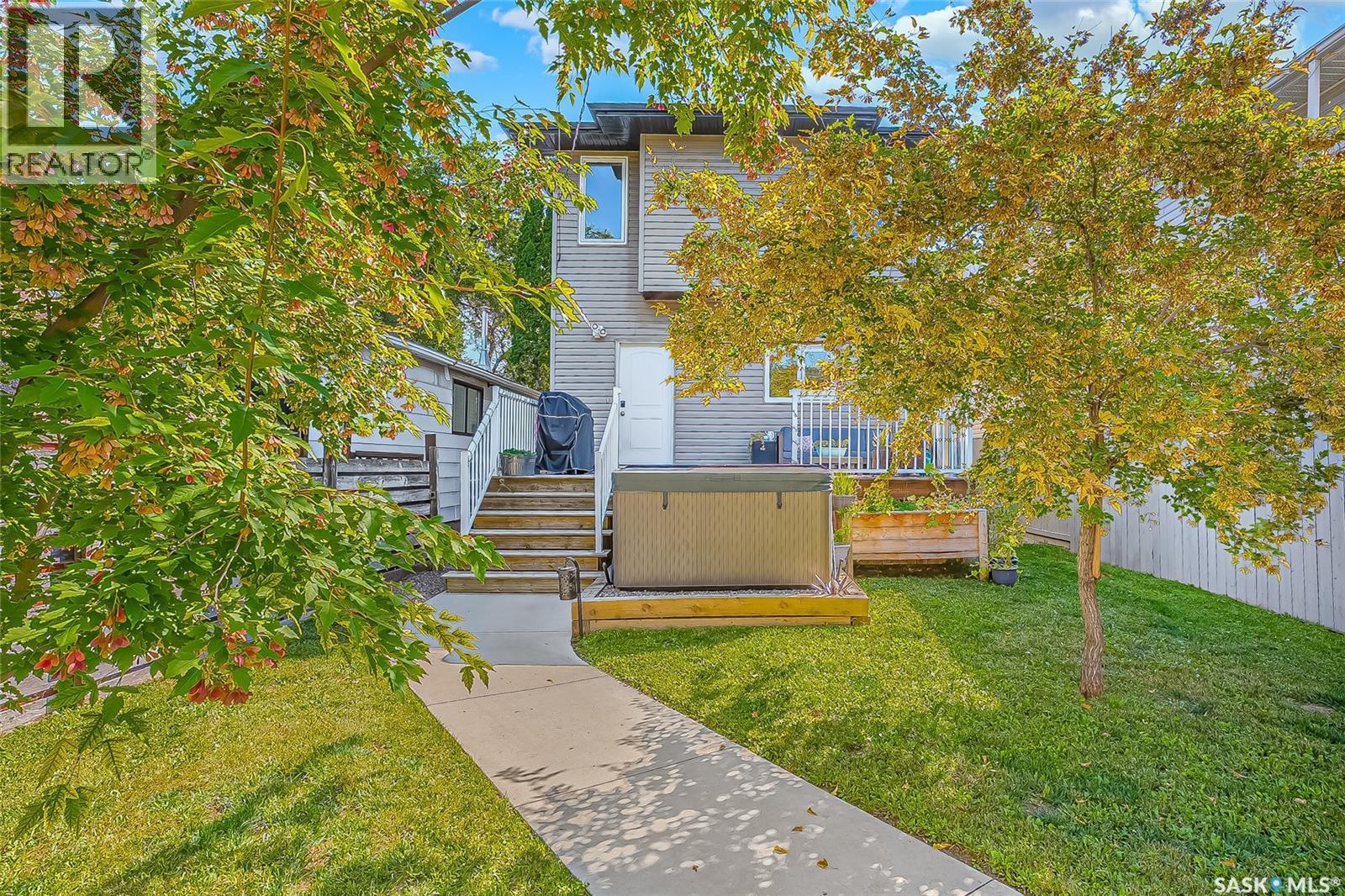 1410 Coy Avenue, Saskatoon, SK - Outdoor