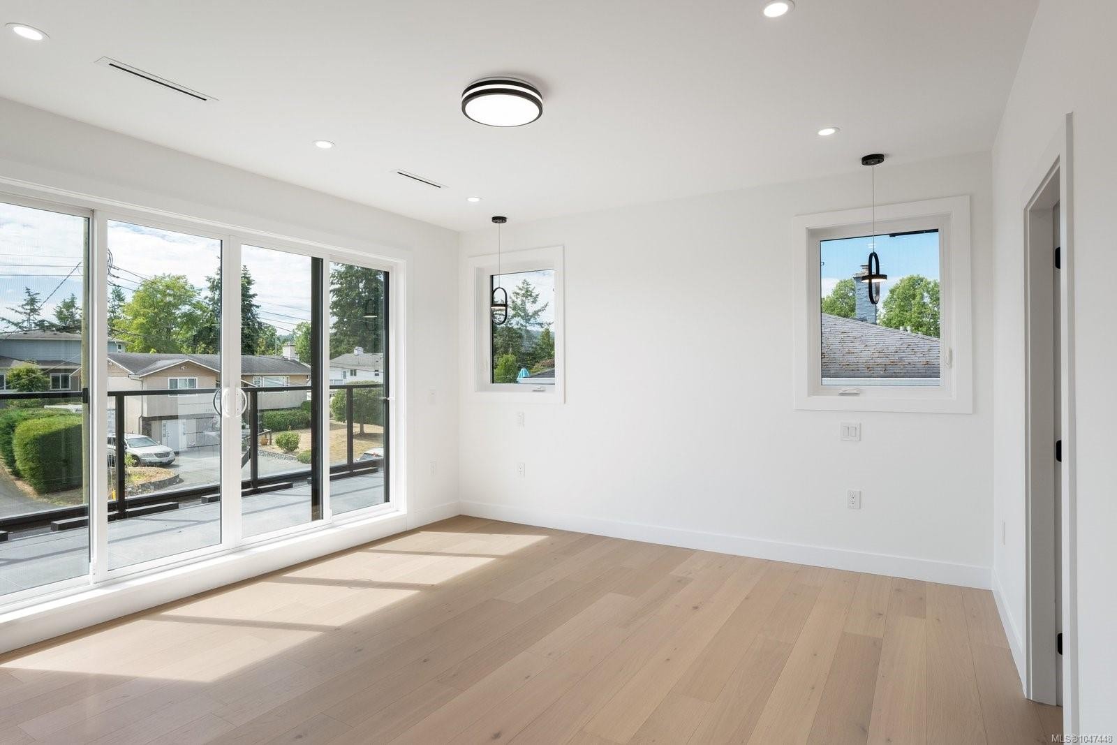 2292 Gail Pl, Sidney, BC - Indoor Photo Showing Other Room
