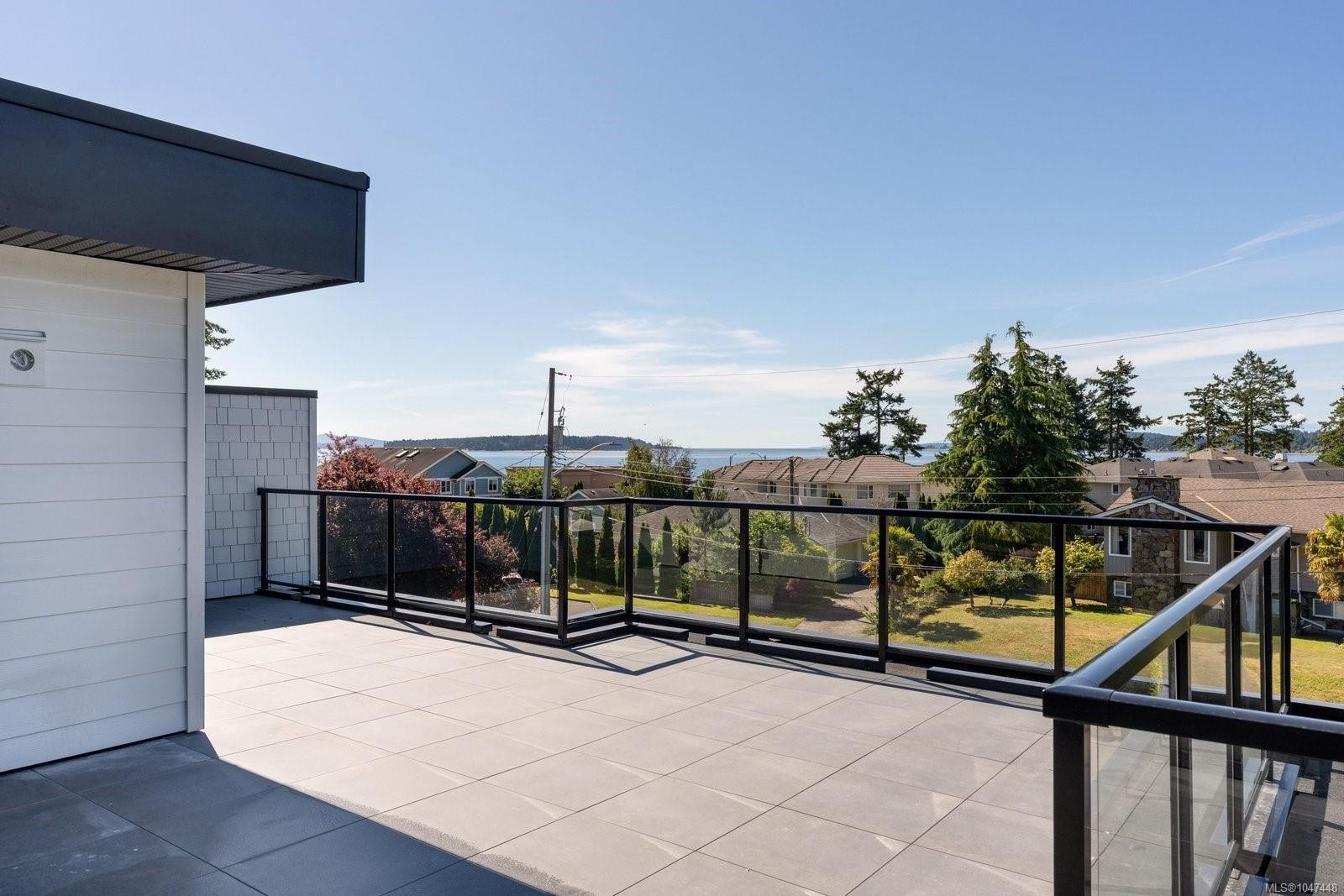 2292 Gail Pl, Sidney, BC - Outdoor With Exterior