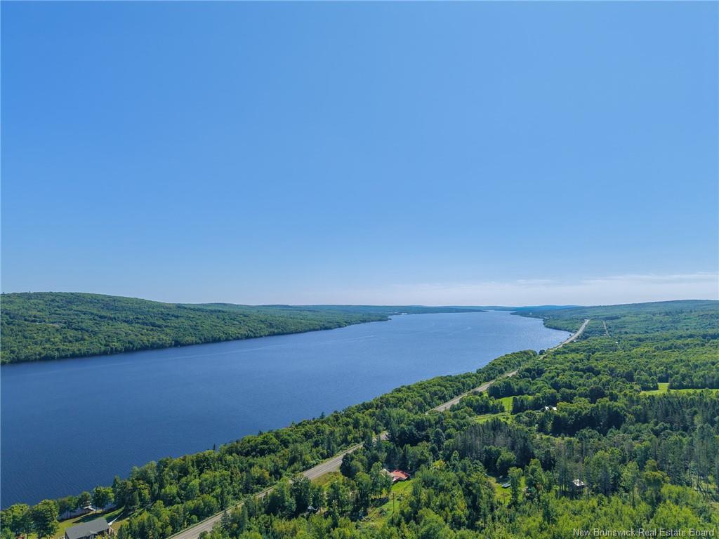 7186 Route 102, Dumfries, NB