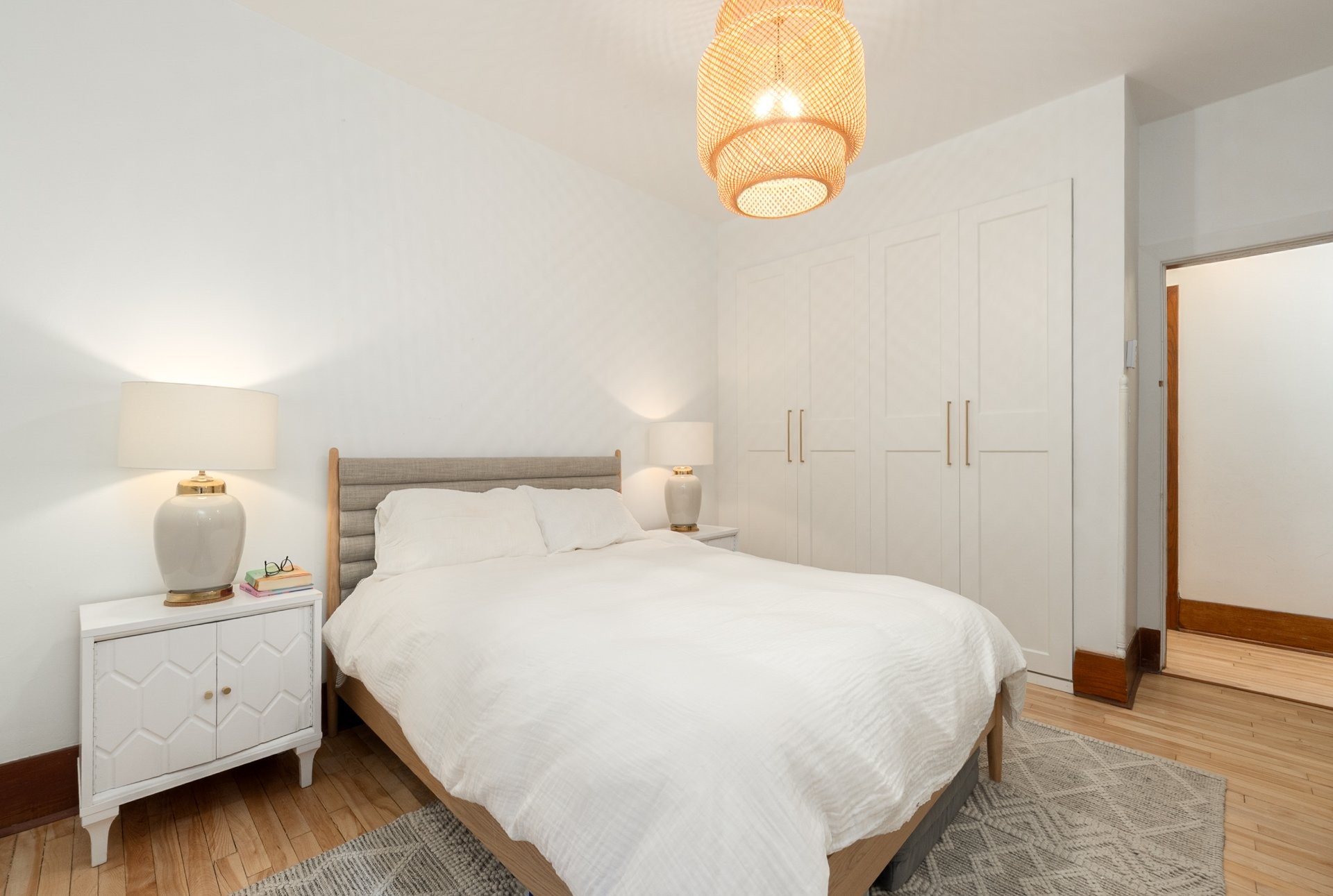 Bedroom - 4451 Av. Wilson, Montréal (Côte-Des-Neiges/Notre-Dame-De-Grâce), QC - Indoor Photo Showing Bedroom