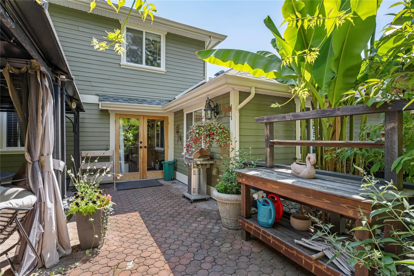 2071 Saras Way, Nanaimo, BC